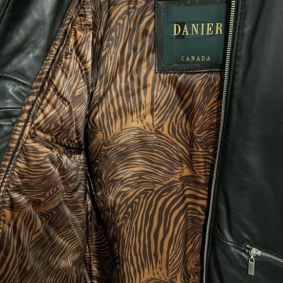 Black Danier leather ladies 2 in 1 Jacket - Picture 2 of 3